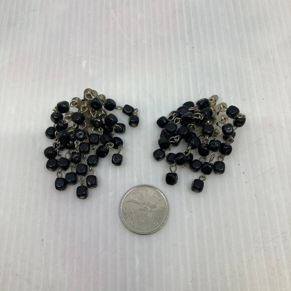 Vtg 1950 mourning black dangle glass beads waterfall gothic steampunk earrings - Picture 5 of 5